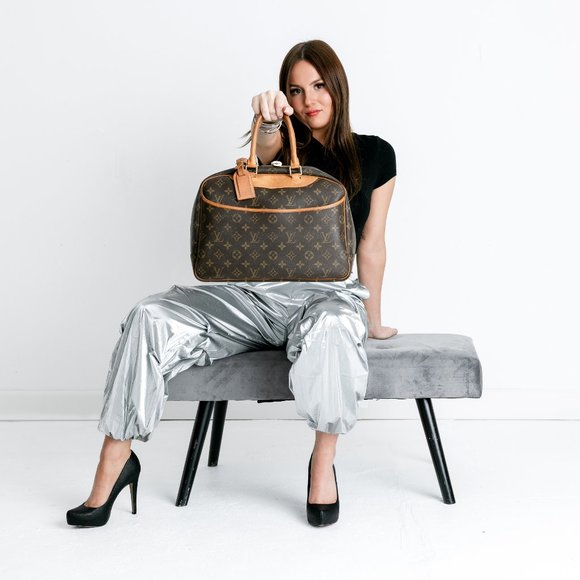 LUXURY VINTAGE FINDS NY AUTHENTIC VINTAGE LOUIS VUITTON/CHANEL/HERMES/GUCCI/DIOR - Picture 14 of 16